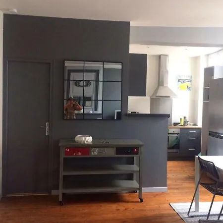 Tres Bel 55 M2 * La Rochelle (Charente-Maritime)