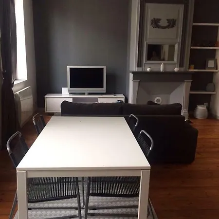 Apartment Tres Bel 55 M2 *