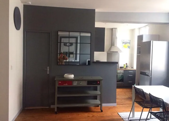 Tres Bel 55 M2 * La Rochelle (Charente-Maritime)